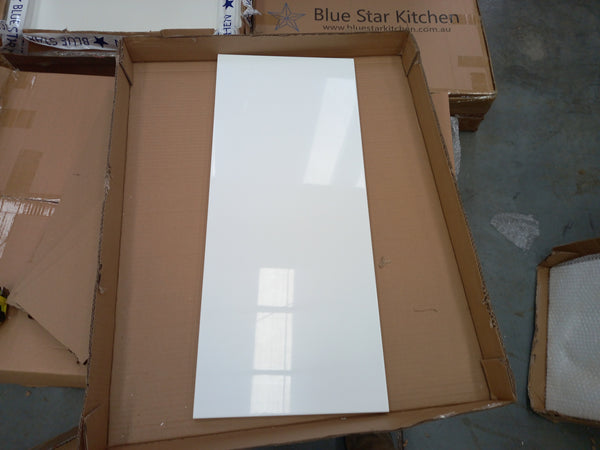 150mm Wide Plain Gloss White Door for F15/W15 Cabinet