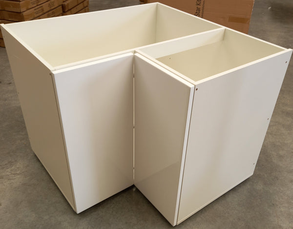 FC90--900mm Base Corner Cabinet Complete Set With Plain Gloss White Door